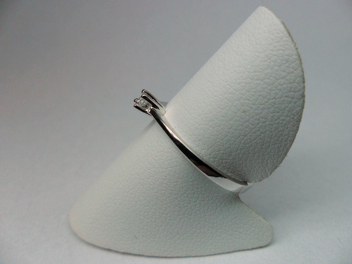 4-Poot Solitair Ring Witgoud 0.04 crt.